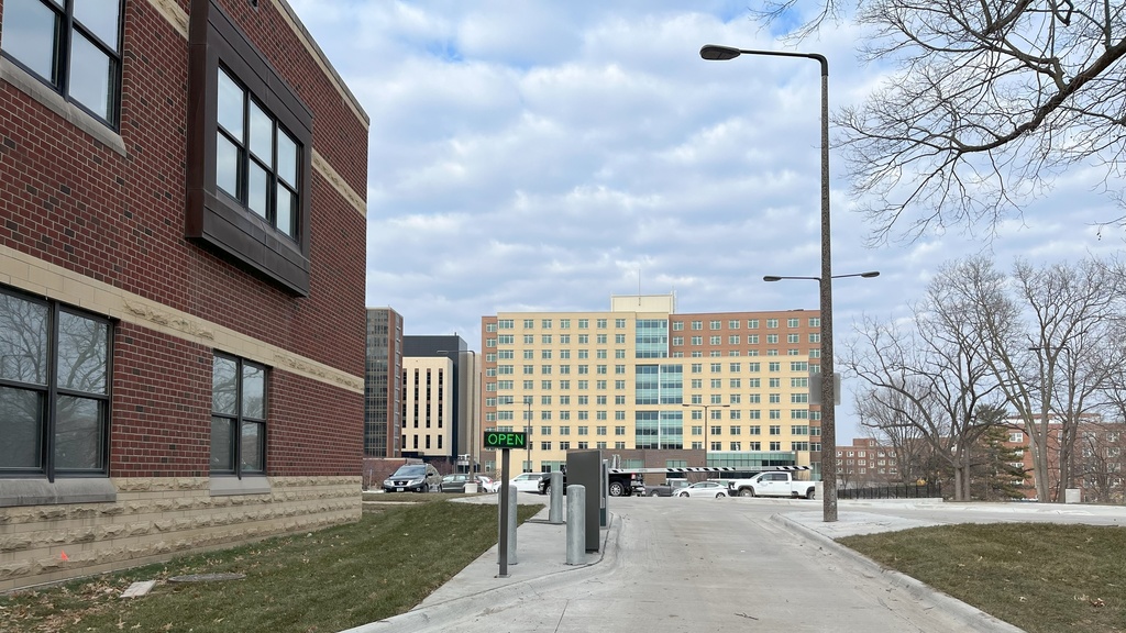 Entrance of Lot 14